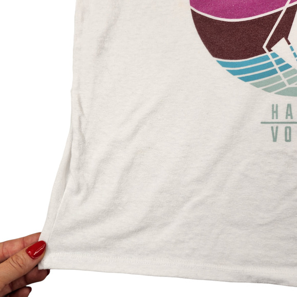 Volcom Tank Top Womens Medium White Hawaii Hawaiian Pineapple Surf Wave Graphic - Picture 4 of 10